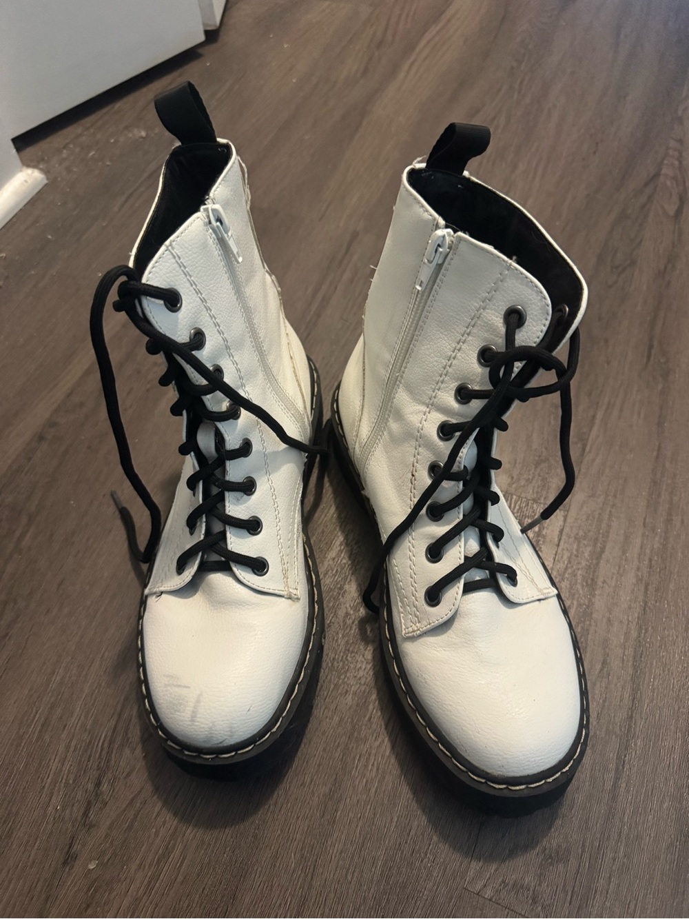Sincerely Jules White Combat Boots Black Lace-Up Platform Lug Sole Size 7.5